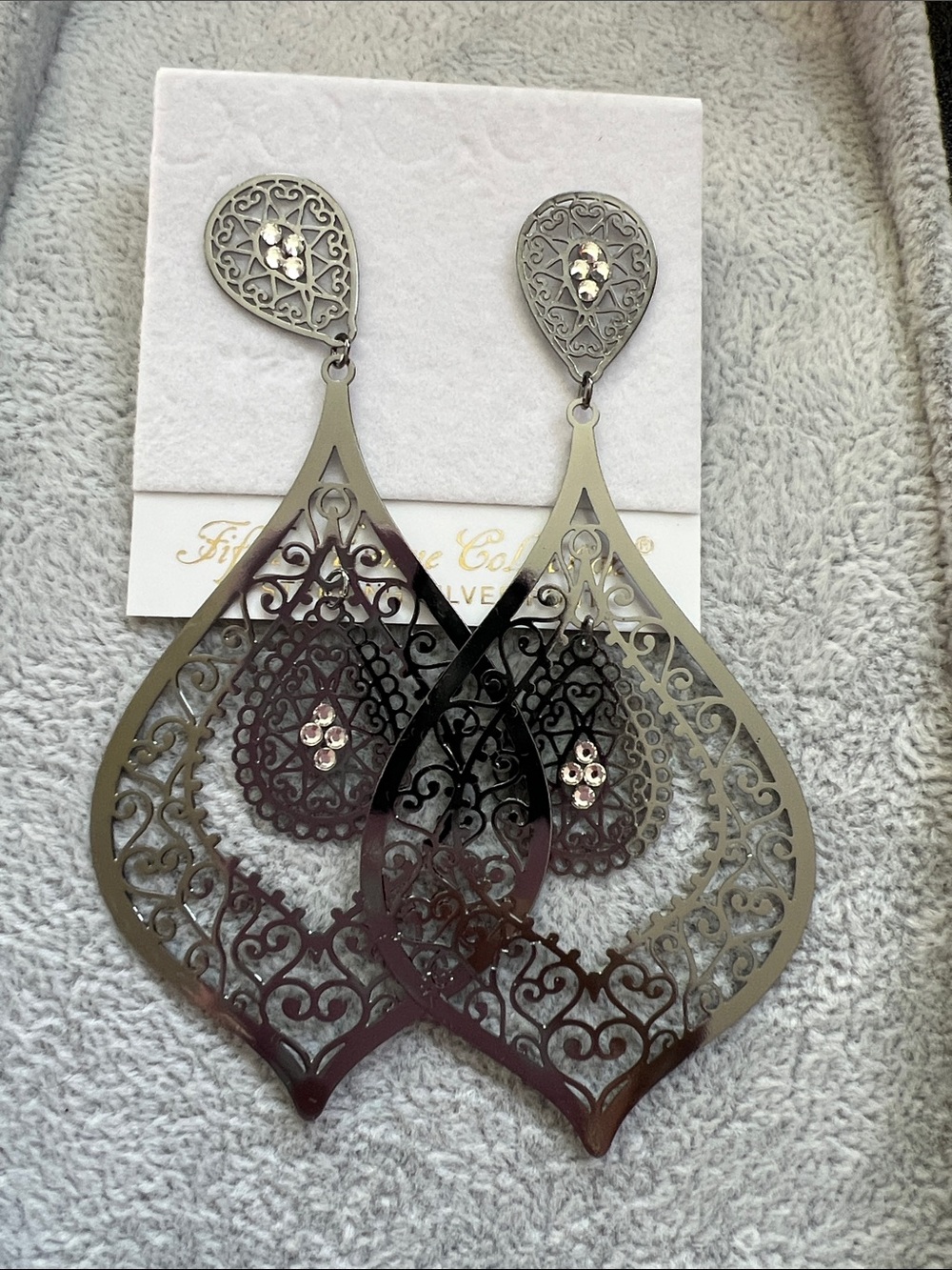 Filigree Teardrop Dangle Earrings - Black Hematite